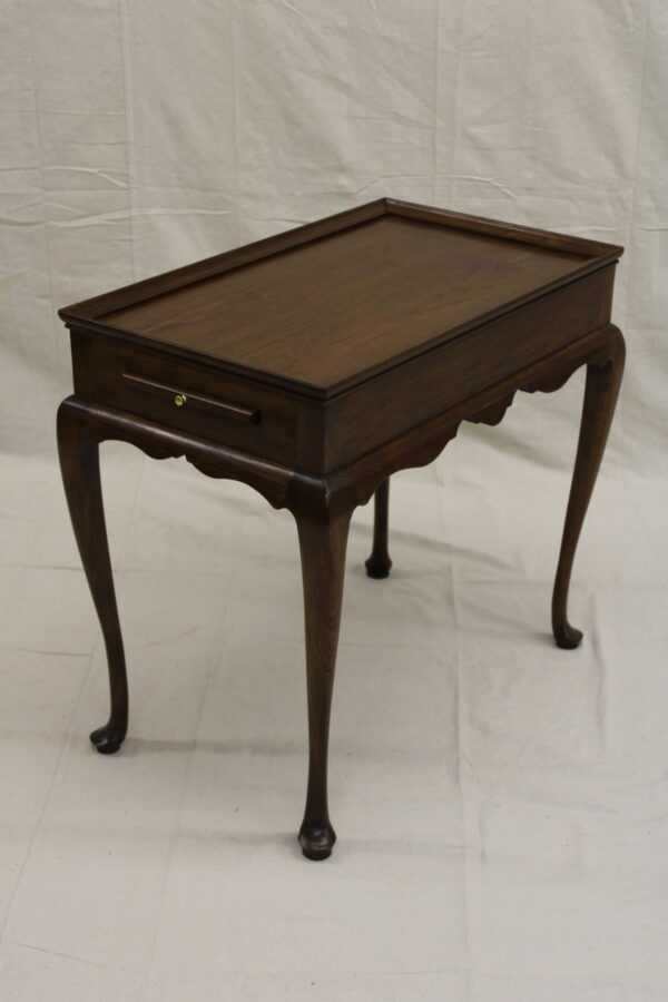 Queen Anne End Table